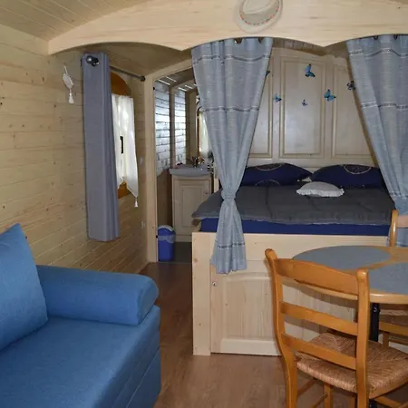Le Clocher De Neyran Saint-Gervais-sur-Mare