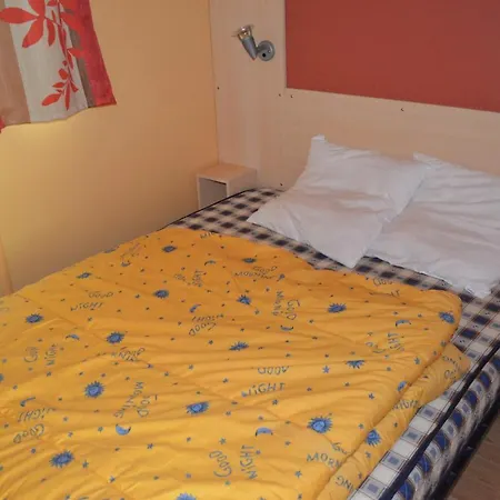Le Clocher De Neyran 2* Saint-Gervais-sur-Mare